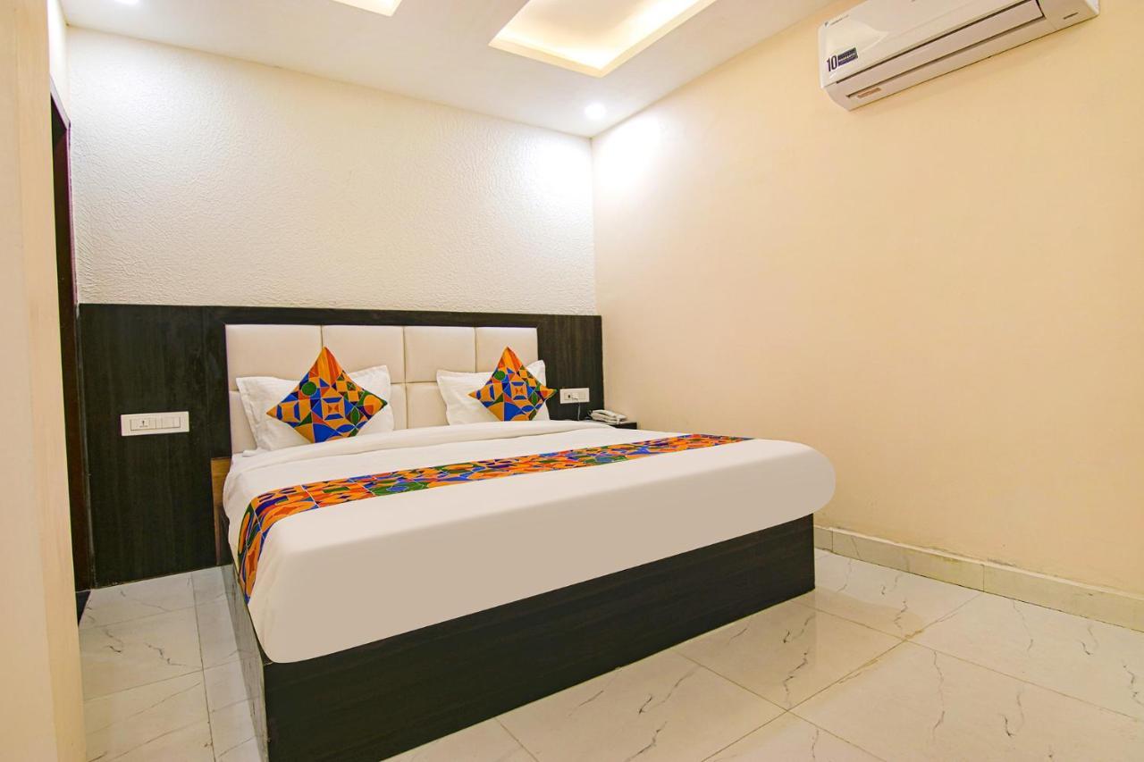 Fabhotel Palm Plaza Zirakpur Dış mekan fotoğraf